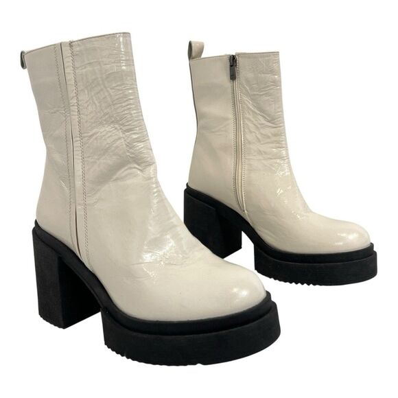 Steve Madden Sawyer Womens Size 9 White Patent Leather Block Heel Ankle Boots - Picture 1 of 7